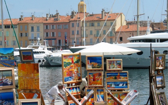 The église de St. Tropez church is a familiar landmark of the town